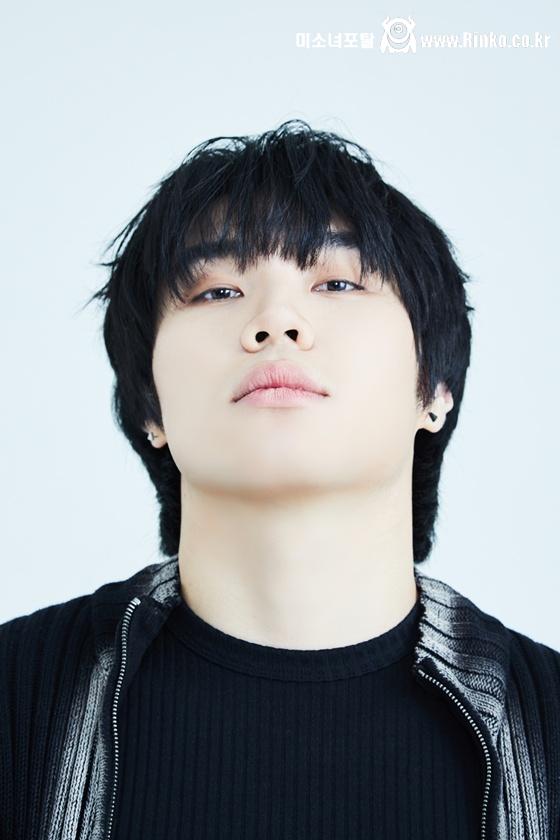 식케이·스윙스가 알아본 몰리얌 "춘장립? 센 비주얼과 내면은 달라" [인터