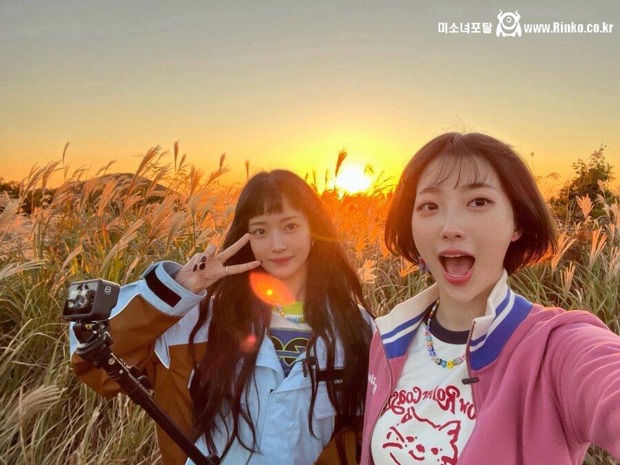 ㅈㄴ 예쁜 여돌 2명이서 셀카