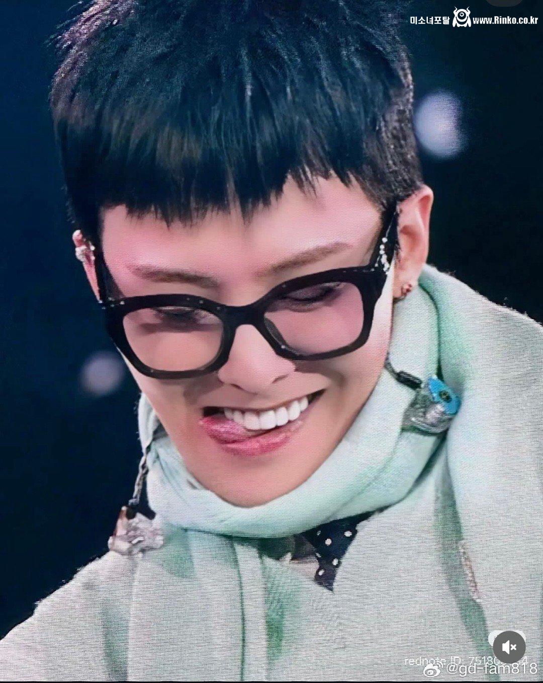 지드래곤 팬들 반응 좋은 어제 샤넬 가격