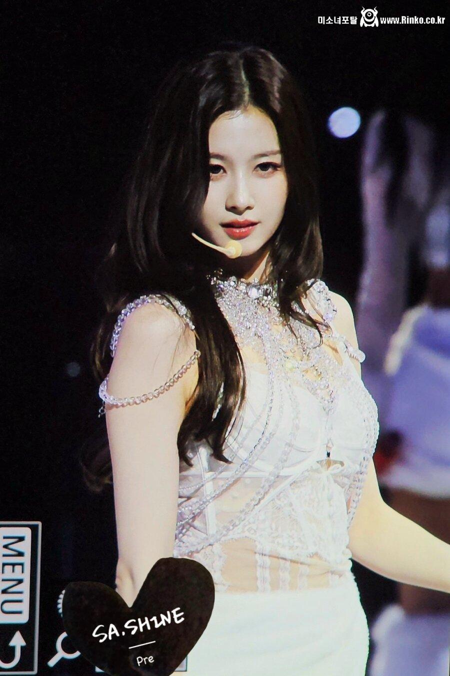 천상 아이돌.. 공주님 그 자체.. ㄹㅇ