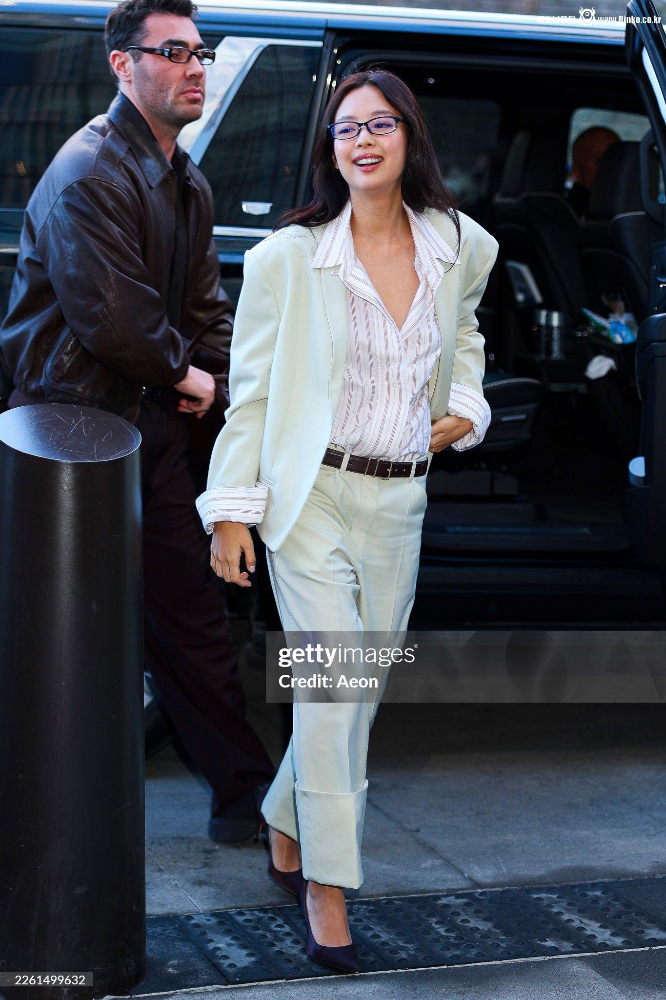 뉴욕 패션위크 참석한 제니 패션