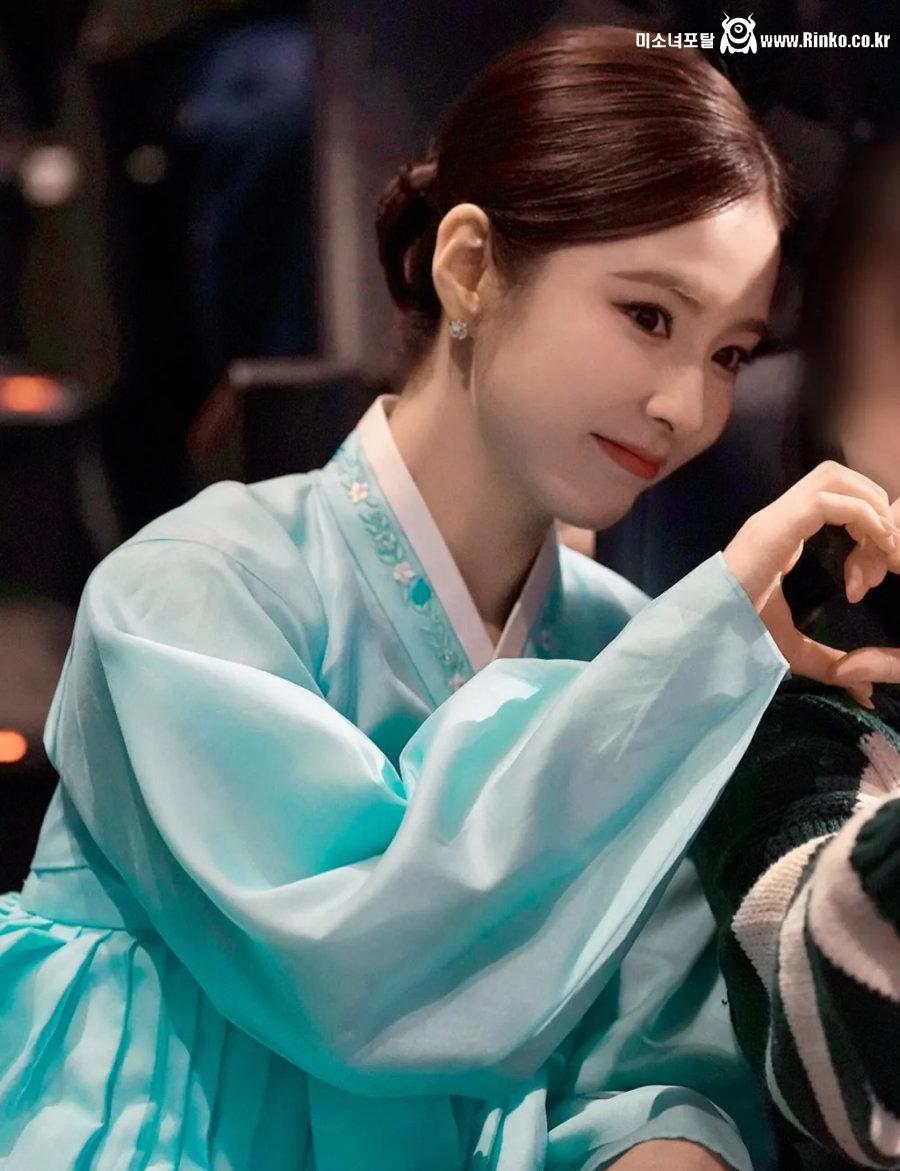 실물 보면 엄청 예쁘다는 연예인