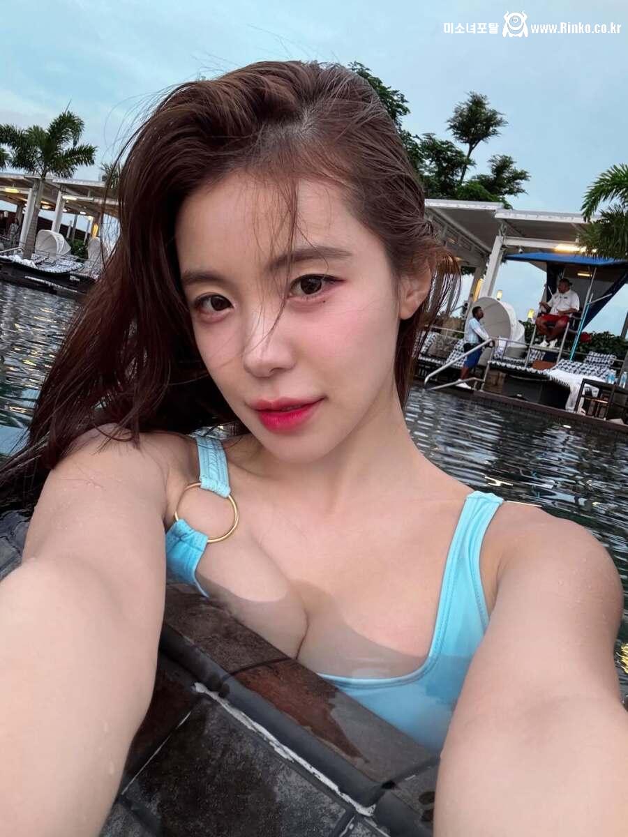 수영장 간 이다혜 치어리더 비키니 몸매