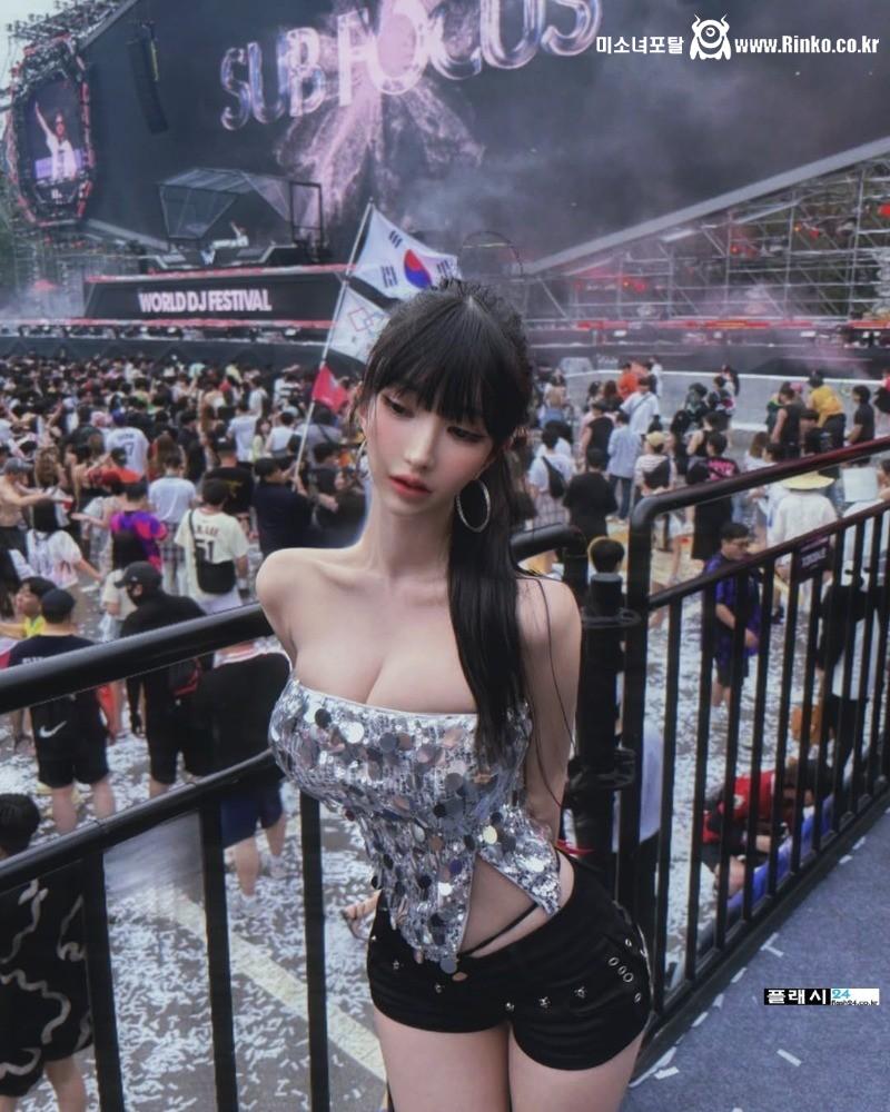 따라가고 싶어지는 마트 누나 홍설