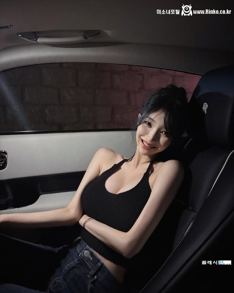 따라가고 싶어지는 마트 누나 홍설