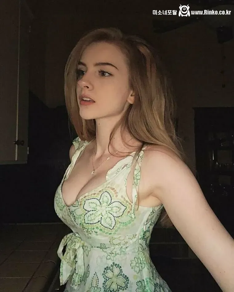 절대 구글에 msfiiire naked 를 검색하지마!!!