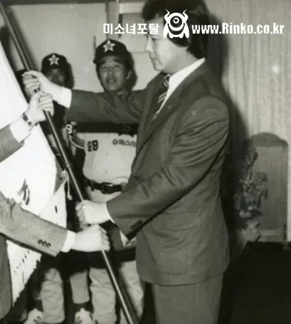 말도 많고 탈도 많던 한 라면회사 이야기