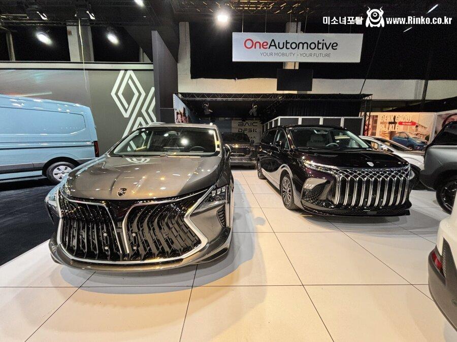 압도적인 존재감의 전면그릴 자동차 메이커