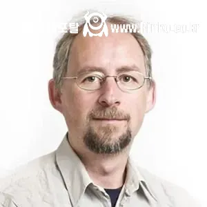 비트코인 창시자 사토시 나카모토의 정체 후보들