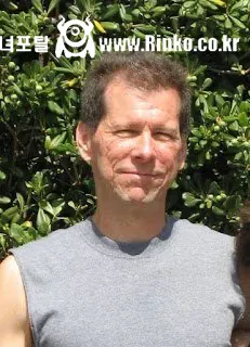 비트코인 창시자 사토시 나카모토의 정체 후보들