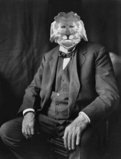 의외로 고증 철저한 모바일 게임