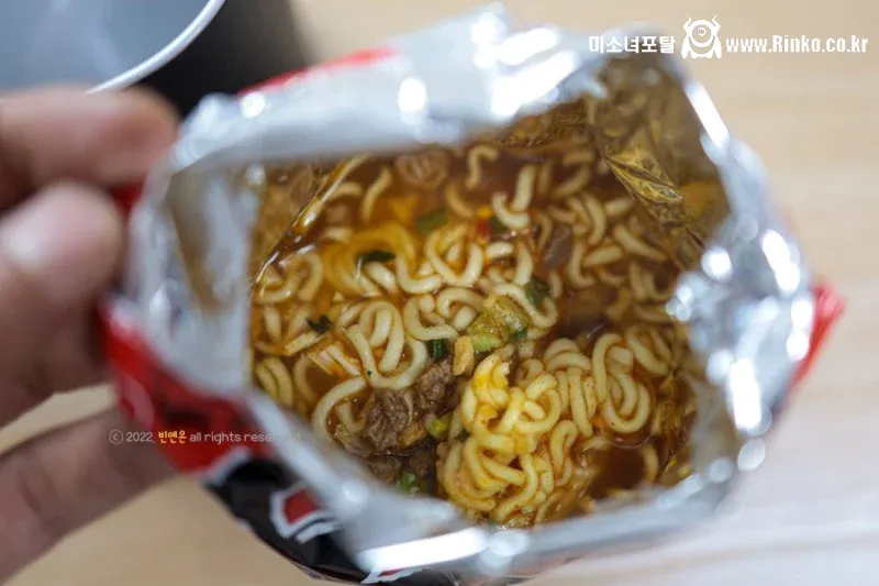 요즘 20대 남성은 때려 죽여도 공감 못한다는 것