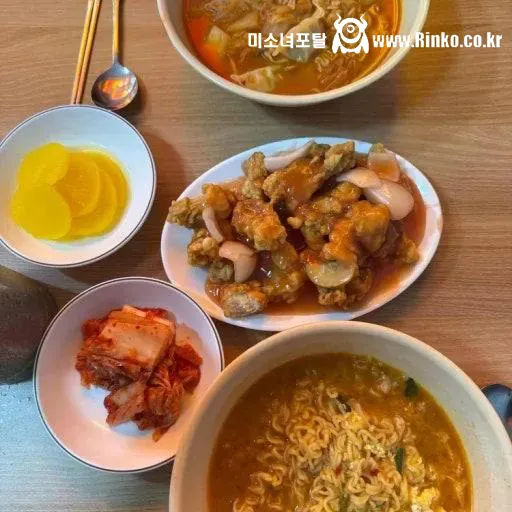 탕수육 3,000원 & 라면 3,500원