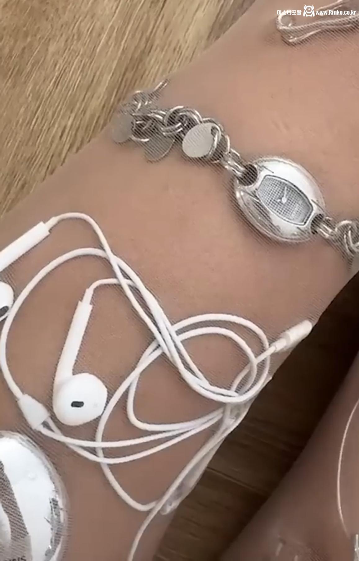 요즘 MZ 처자들 사이에서 유행하는 가방