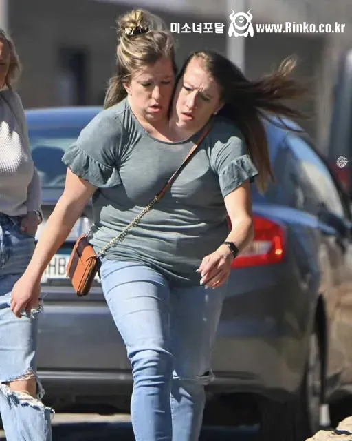 월급 2인분 이다 vs 1명분 이다