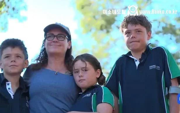 호주에서 화제인 13살 아이