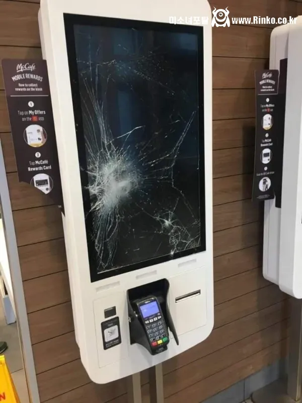 맥도날드 키오스크에서 어르신들이 당황하는 이유