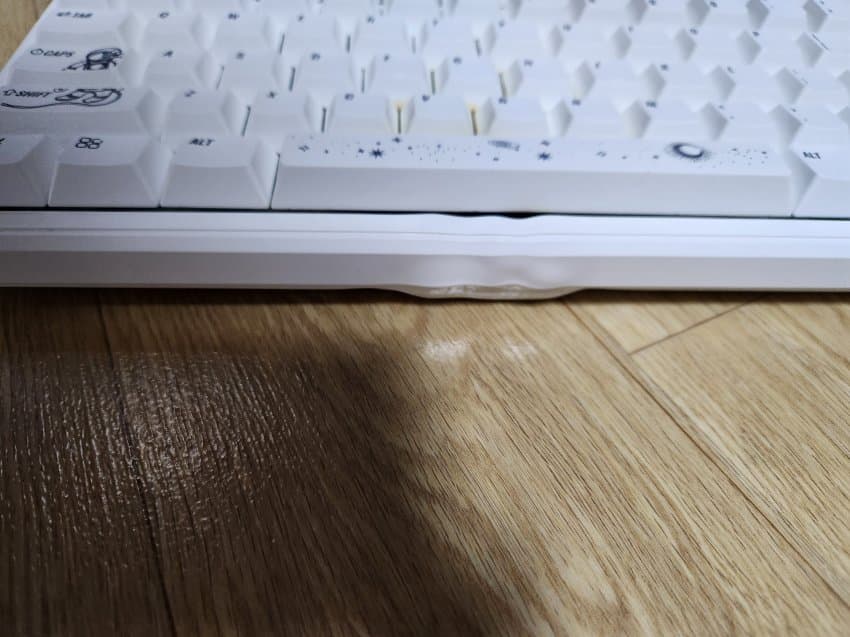 무선키보드가 폭발했다는 디시인