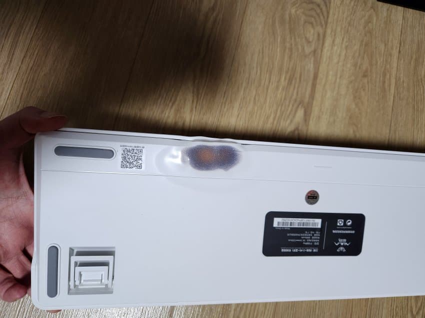 무선키보드가 폭발했다는 디시인