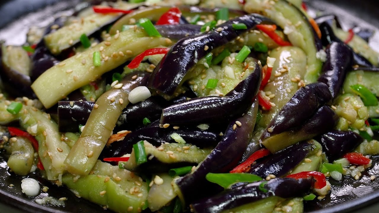 가지무침 이기는 밥경찰