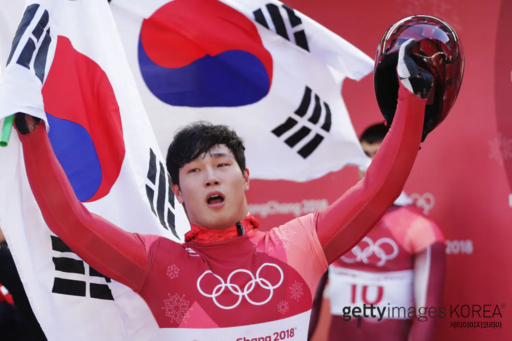동계올림픽 빙상/설상/썰매 종목 금메달 딴 첫 아시아 국가
