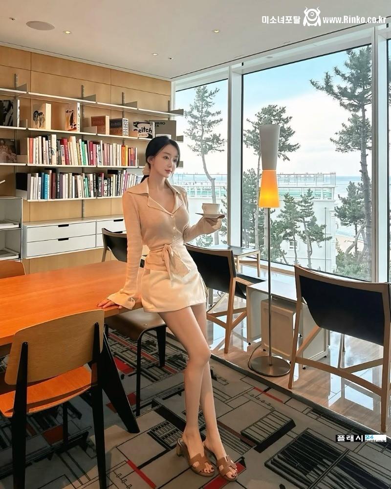 몸매 얼굴 다되는 인플루언서, 서윤