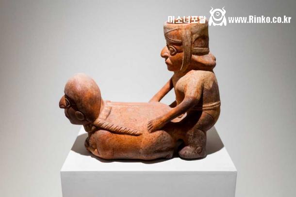 무려 2000년 된 포르노