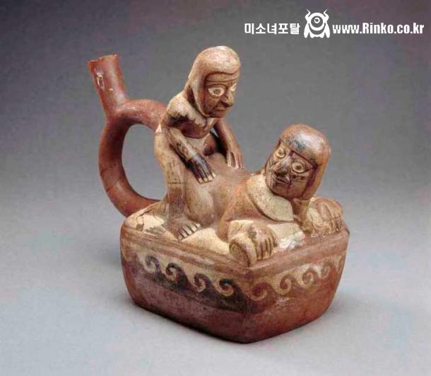 무려 2000년 된 포르노