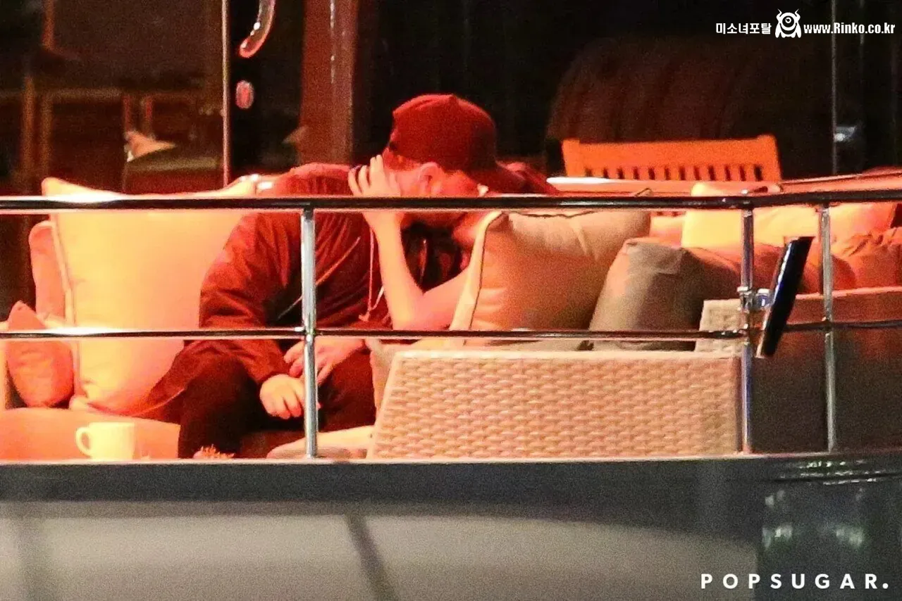 더 위켄드와 연애 당시 셀레나 고메즈 의상 & 몸매