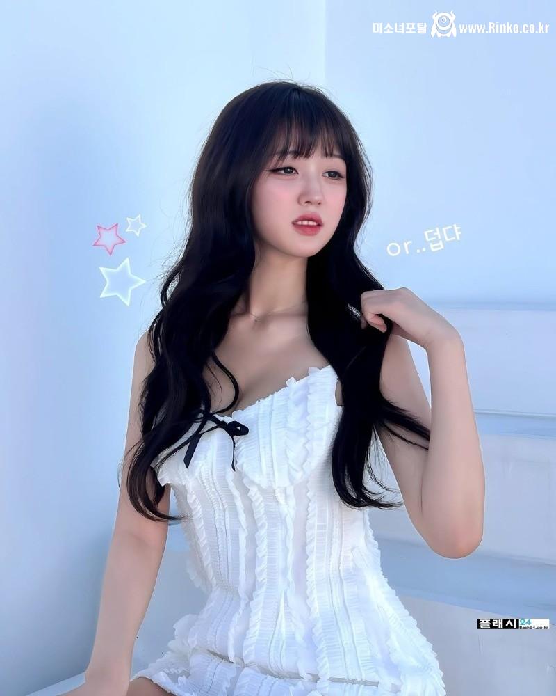 노력 많이 하는 락키걸 한예슬