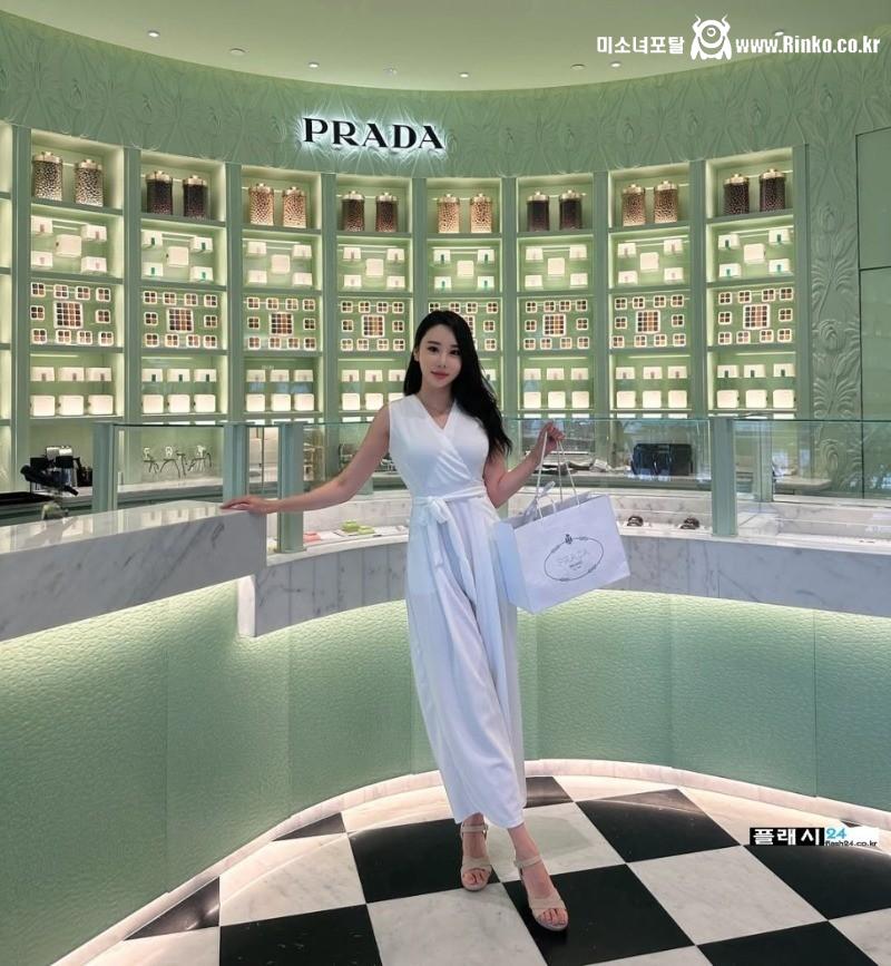 레이싱모델 강하빈 등산룩 레깅스