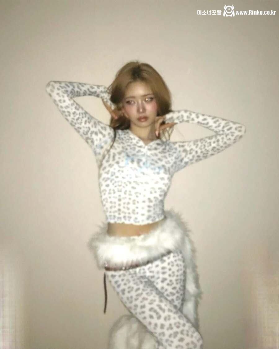 아이브 레이 얜 왜 맨날 표정이 이런거임?