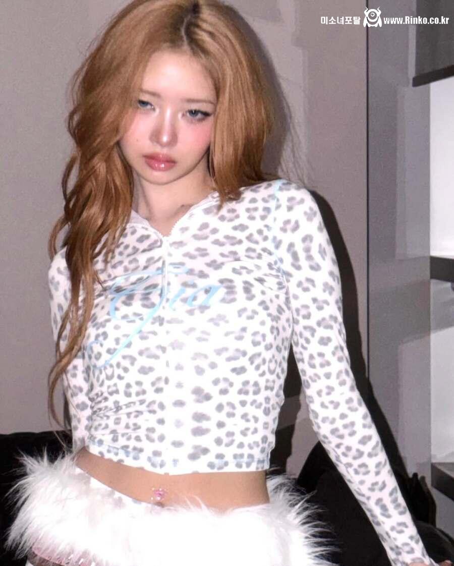 아이브 레이 얜 왜 맨날 표정이 이런거임?