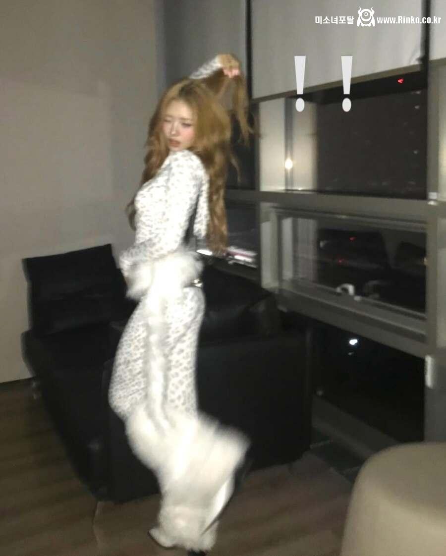 아이브 레이 얜 왜 맨날 표정이 이런거임?