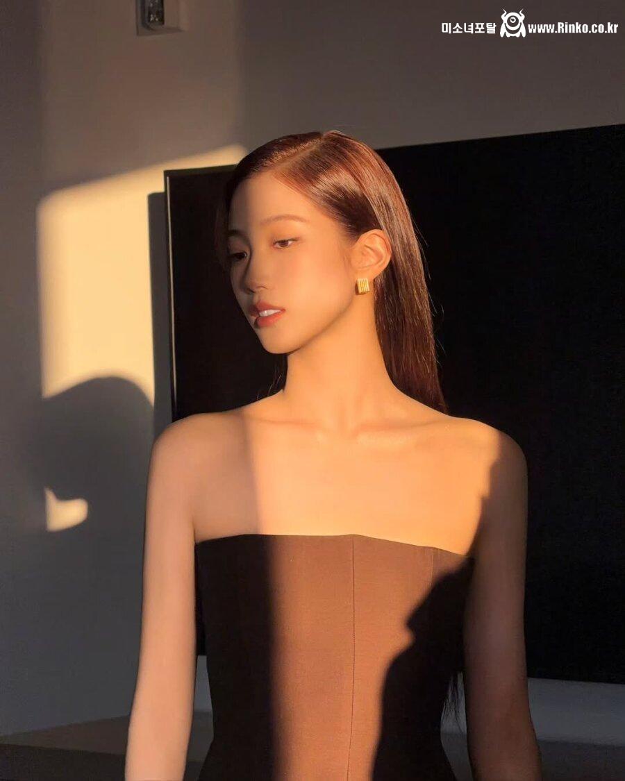 확신의 맏며느리상 여자 아이돌