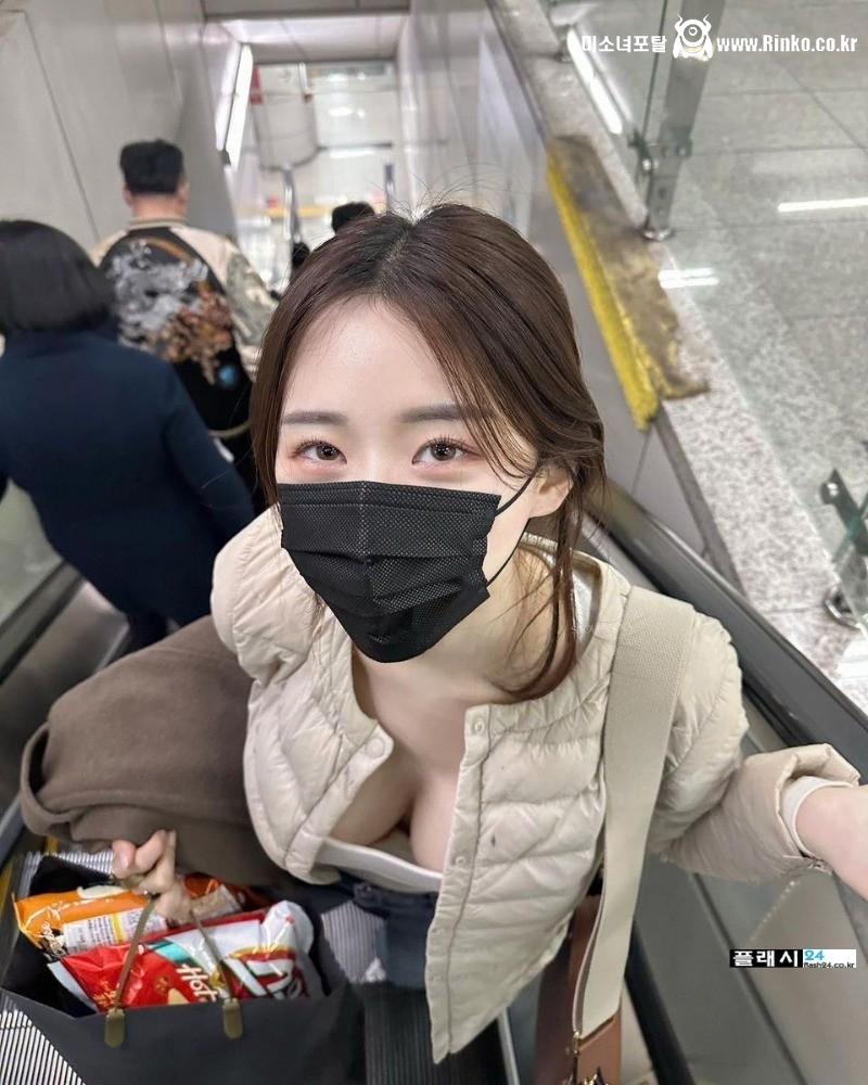 늘 지각해도 용서되는 여자친구