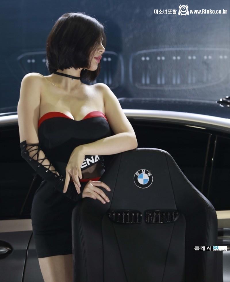 모터쇼 가고 싶게 만드는 처자