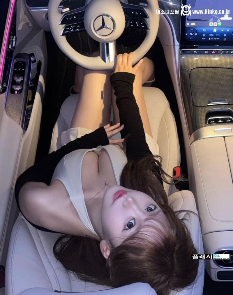 새차 뽑은 비뇨기과 전문의 김민지