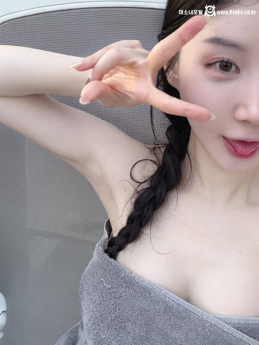 발리여행 튜브탑 비키니 뽀얀 피부 10