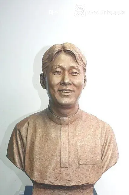 의대 졸업하고 신부가 되신분의 결말