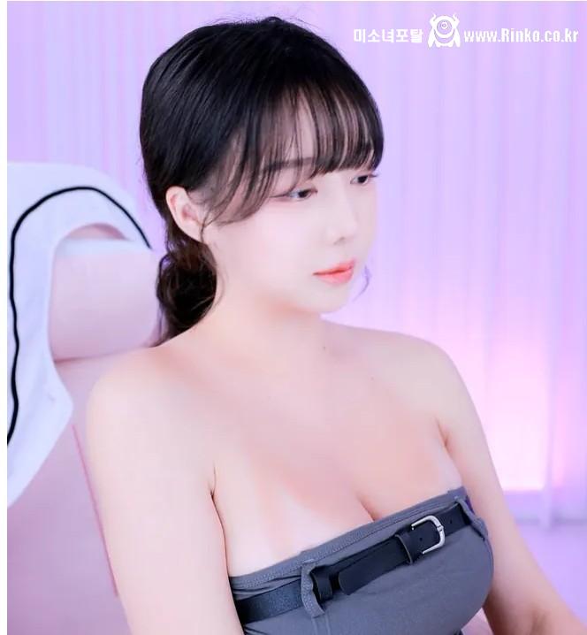 박하악 가슴골 몸매 모음.. jpg 4