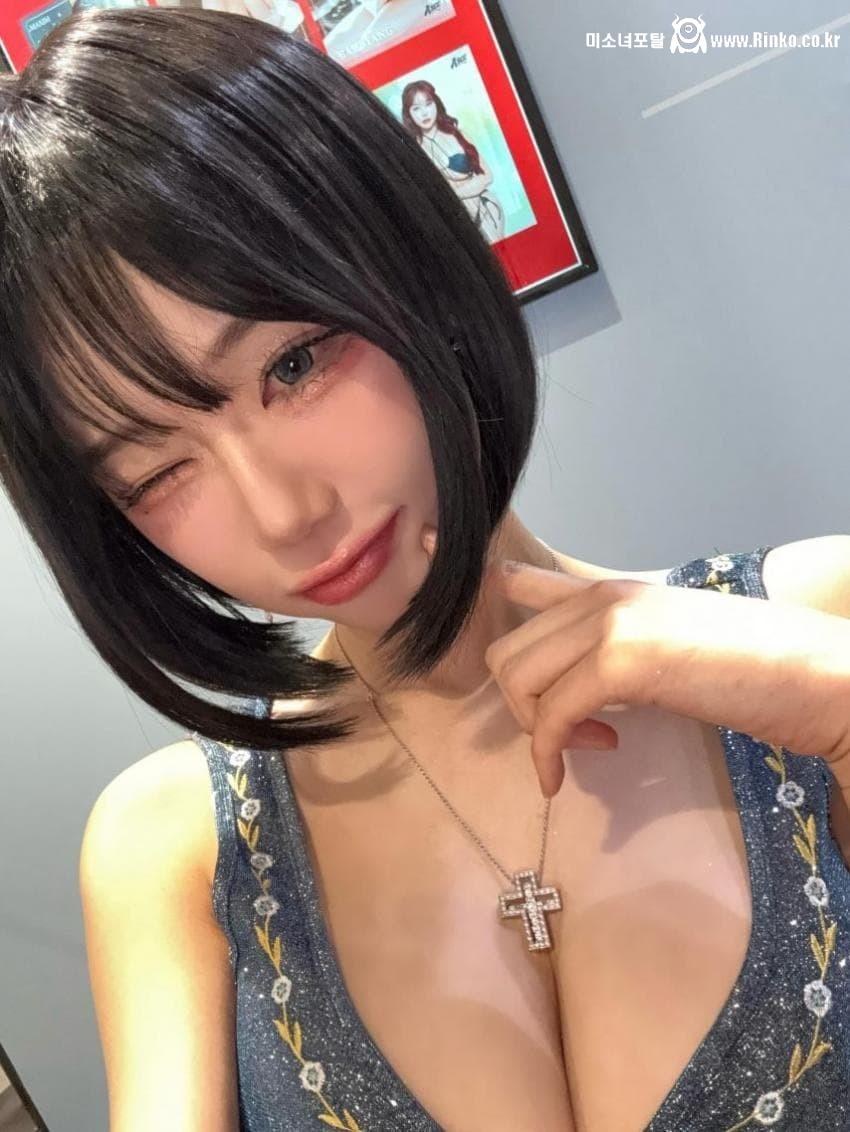 돌싱 여캠중 몸매 GOAT 1