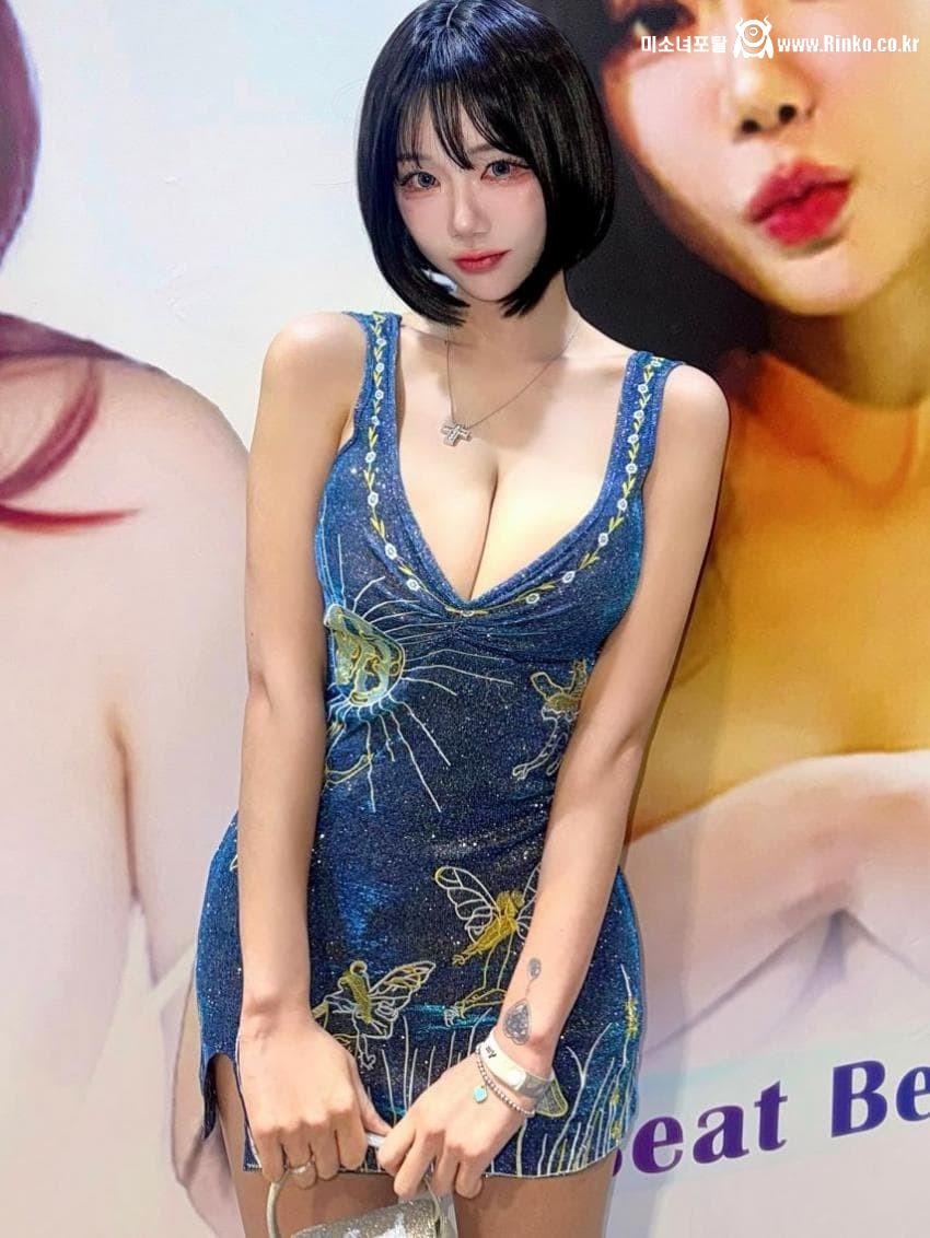 돌싱 여캠중 몸매 GOAT 2