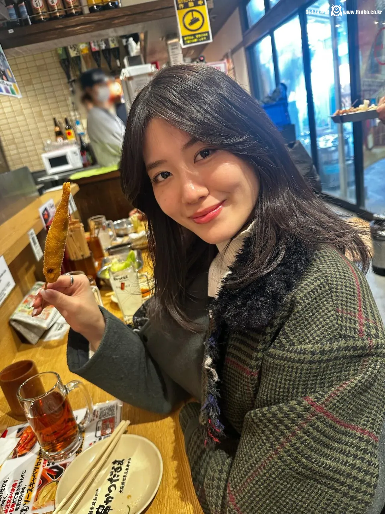 청순한 외모와 연애 경험에 대한 관심을 불러일으키는 여성 영상 분석 6