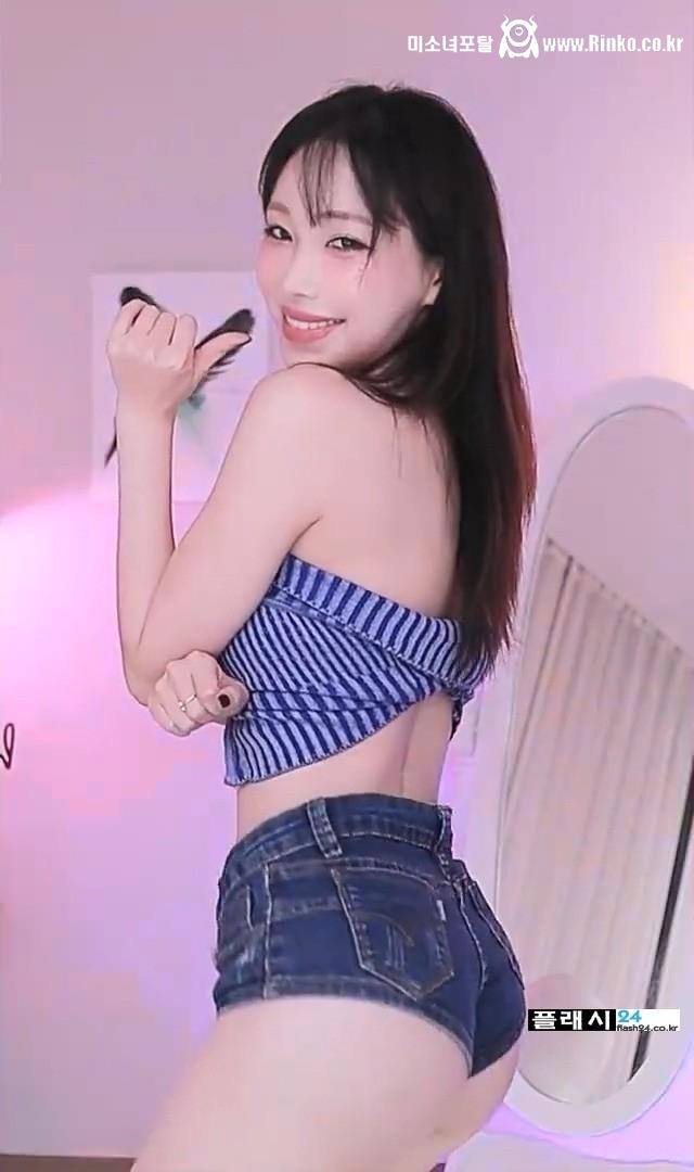 유채린 핫팬츠 댄스 영상, 살랑거리는 여름 에너지 2