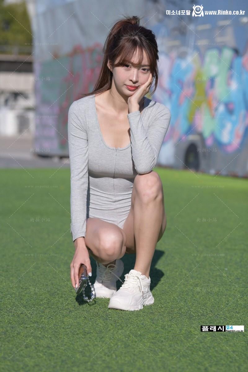 여대생 등교룩 패션 코디와 스타일링 아이디어 13