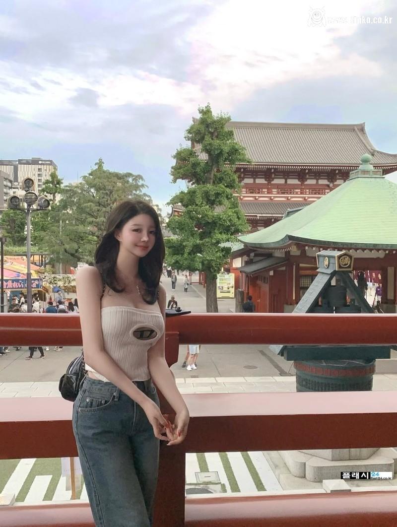 이상적인 여자친구 몸매와 건강한 바디 프로포션의 중요성 15