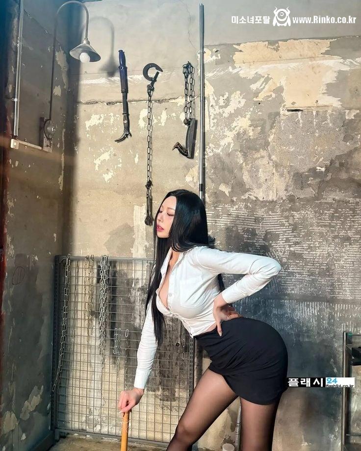 [김연아] 미치게 만드는 동그란 오피스룩, 직장인 패션 아이템으로 재해석 12