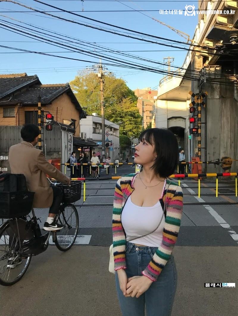 [안아랑] 인플루언서 안아랑의 폭력적 논란과 사회적 영향에 대한 고찰 9