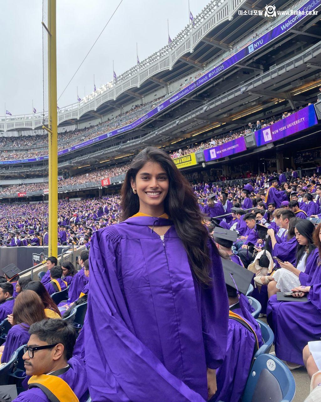 샤넬이 찐으로 보자마자 독점 걸었다는 현 뮤즈 3